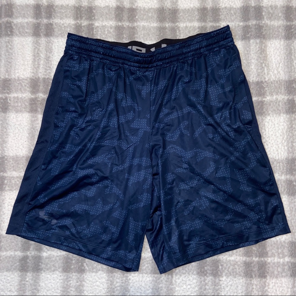 Under Armour HEATGEAR fitted shorts NWOT